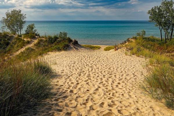 indiana-dunes-state-park-1848559_1920.jpg